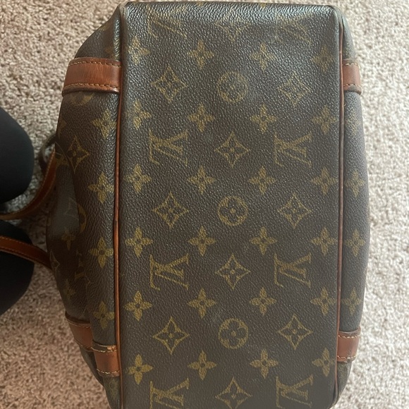 Louis Vuitton canvas tote - Picture 7 of 10